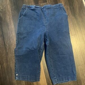 Croft. &. Barrow women capri jeans